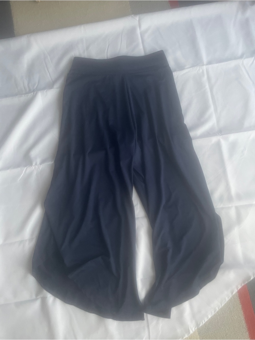 Ladies Navy Wide-Leg Stretch Bottoms new without tags